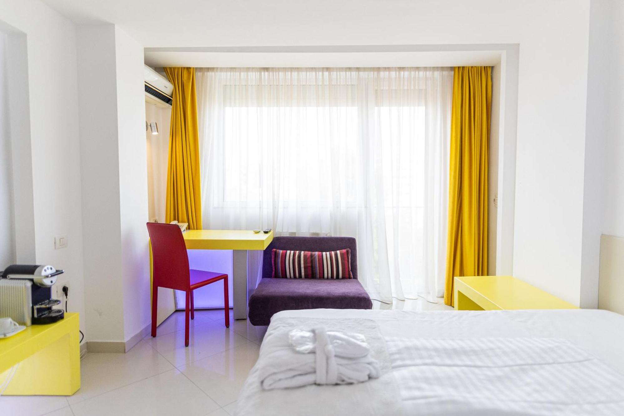 Christina Hotel Bucharest Luaran gambar